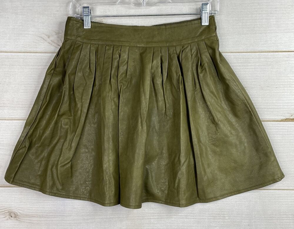 Shinestar Skirt Sz L Green Pull On Elastic Waist Vegan Faux Leather Pleated Mini